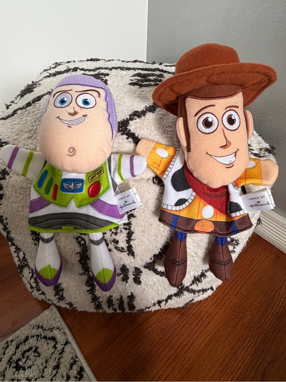 Hallmark Exclusive Disney Pixar Toy Story Woody & Buzz Hand Puppet Set
